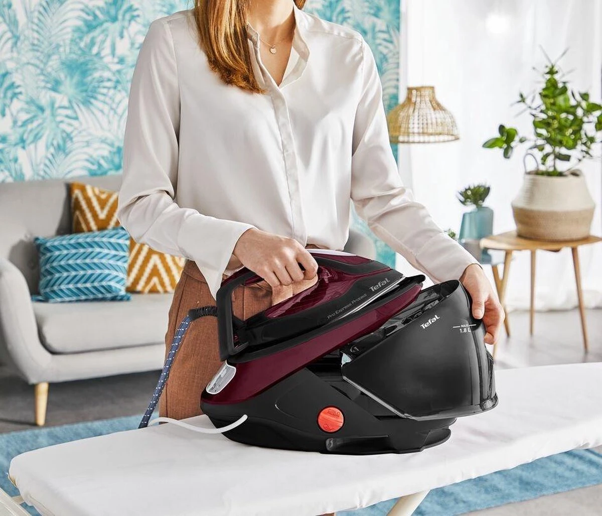 Tefal GV9230 Pro Express Protect Stoomgenerator Rood/Zwart 4 Tefal GV9230 Pro Express Protect Stoomgenerator Rood/Zwart - Afbeelding 4