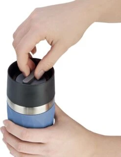 Tefal Compact Travel Mug Compact Thermosfles - 0,3 L - Blauw -Tefal Koken Verkoopwinkel 926x1200